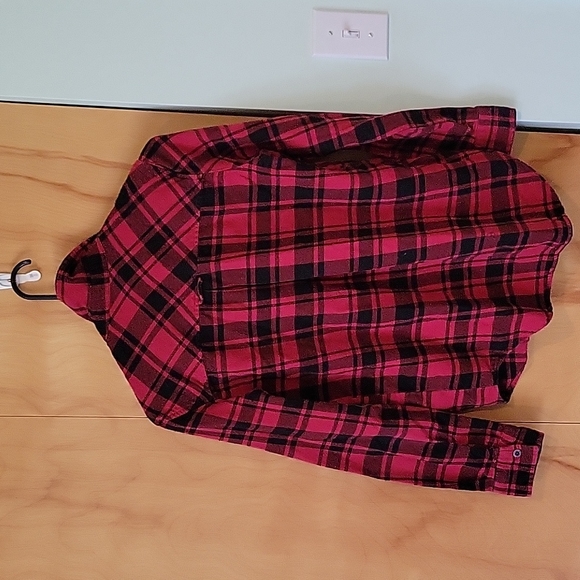 Kendall & Kylie Long Sleeve Button Up - Picture 4 of 5